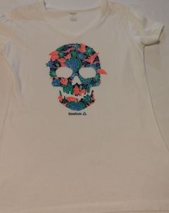 Reebok t-shirt